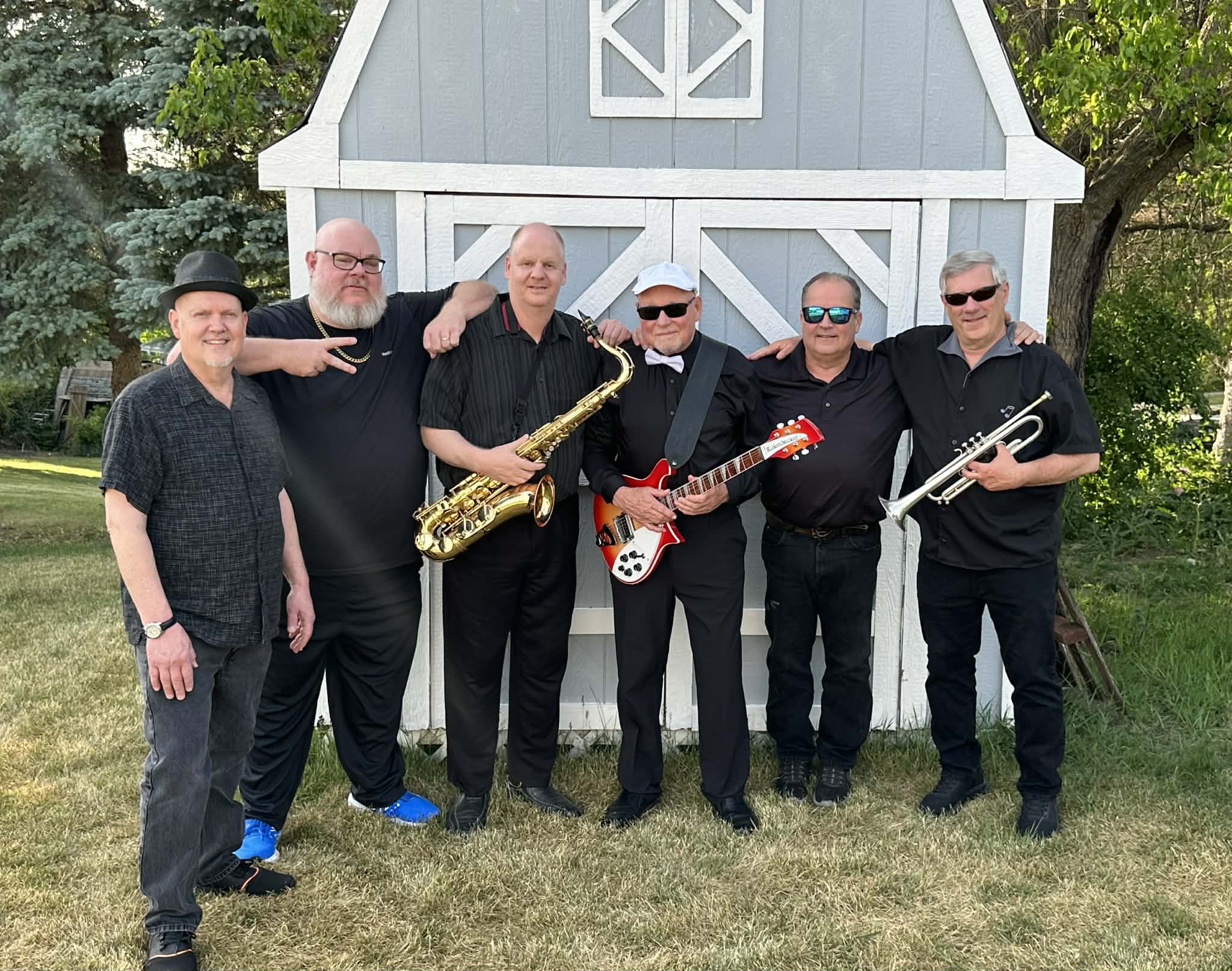 Nostalgia full band photo